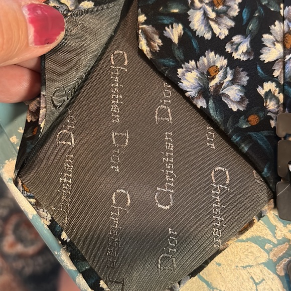 Christian Dior tie - Picture 6 of 10